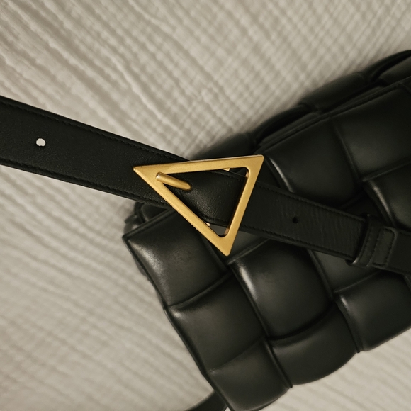 Bottega padded cassette retails 4900 - Picture 9 of 10